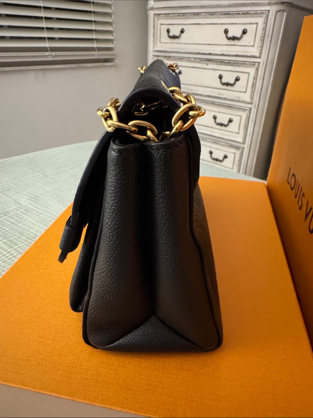Louis Vuitton Vavin PM Monogram Empreinte Noir Black Leather Shoulder Bag - Picture 12 of 16